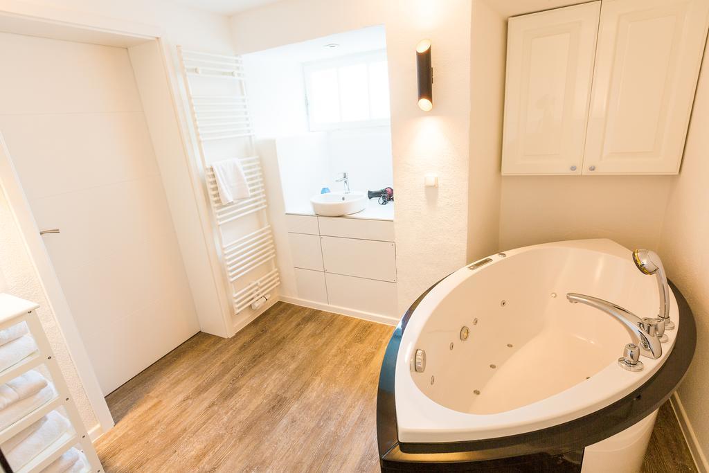 Felsenhaeuschen Apartment Моншау Екстериор снимка